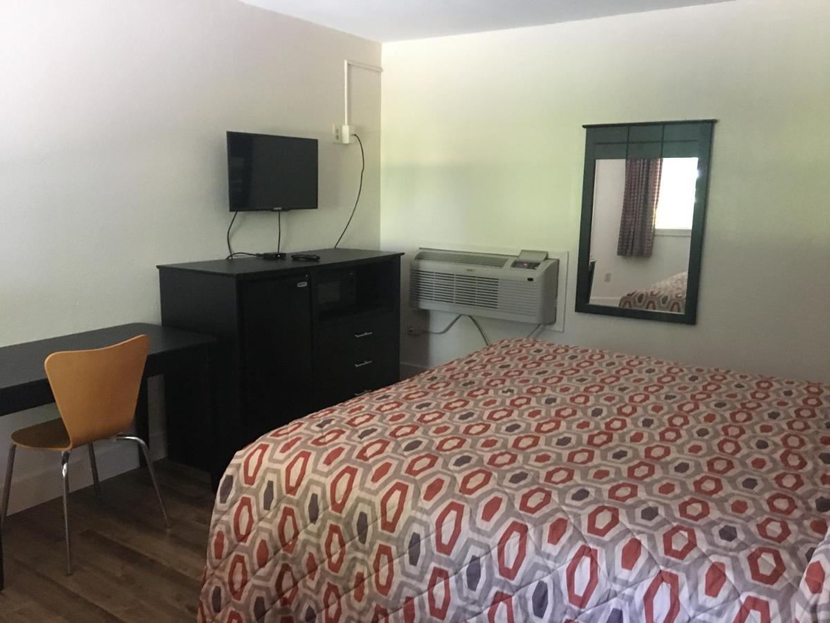 Henderson Woodlawn Hills Motel מראה חיצוני תמונה